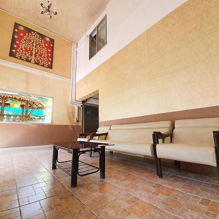 Sirikarn Apartment Бангкок Экстерьер фото