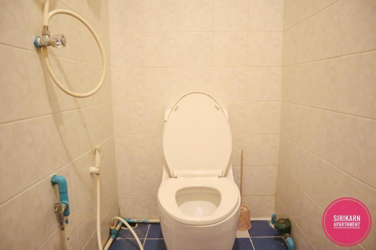 Sirikarn Apartment Бангкок Экстерьер фото